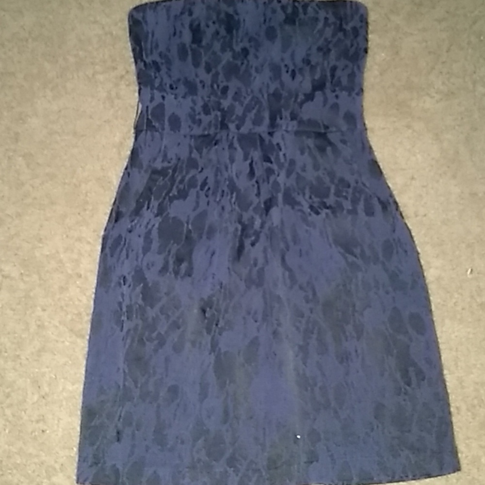 strapless dress